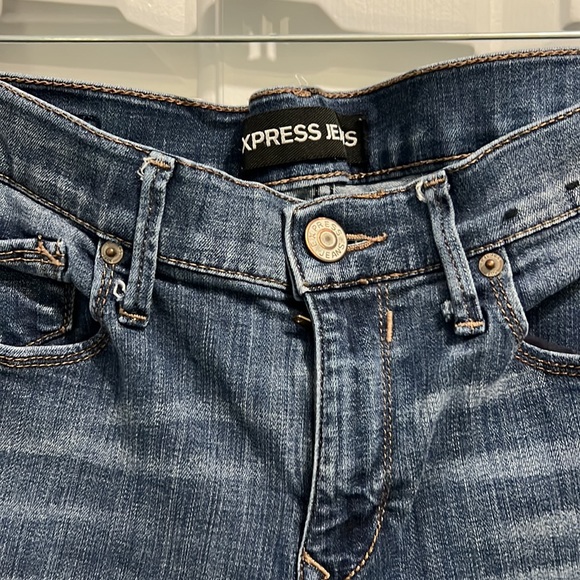 Express Mid Rise legging - Picture 2 of 4